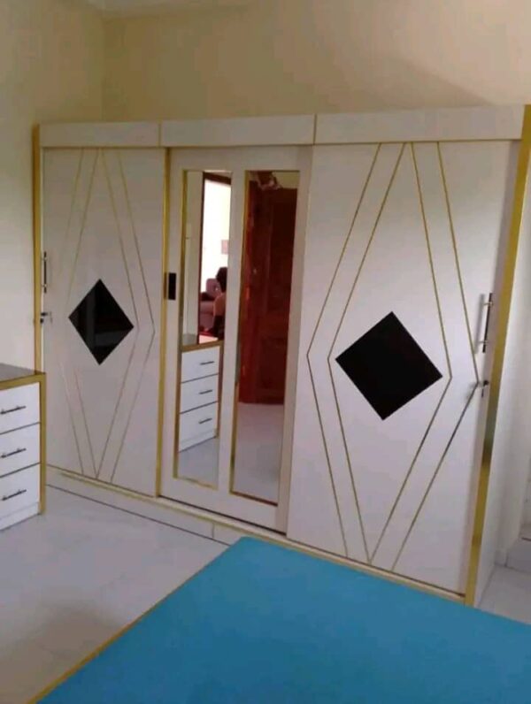 Coiffeuse moderne avec miroir – Image 2