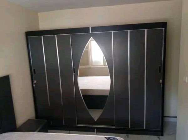 Coiffeuse moderne avec miroir – Image 5
